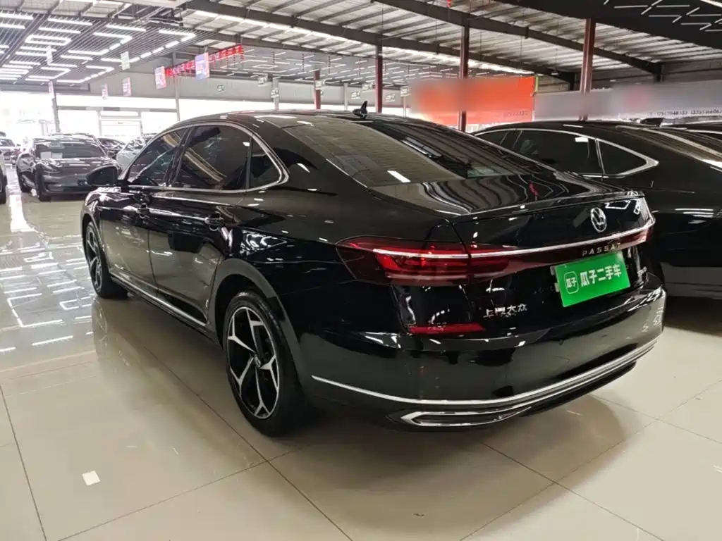 Volkswagen Passat — фото 5