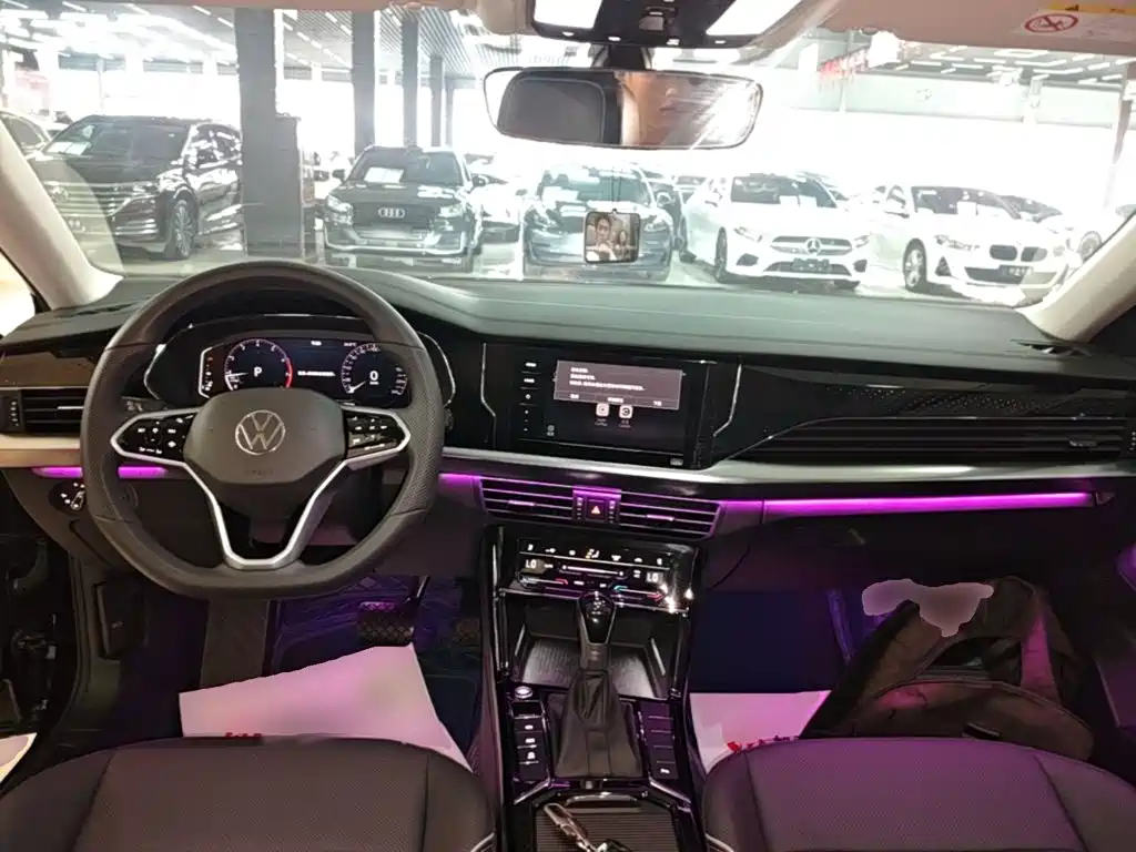 Volkswagen Passat — фото 10