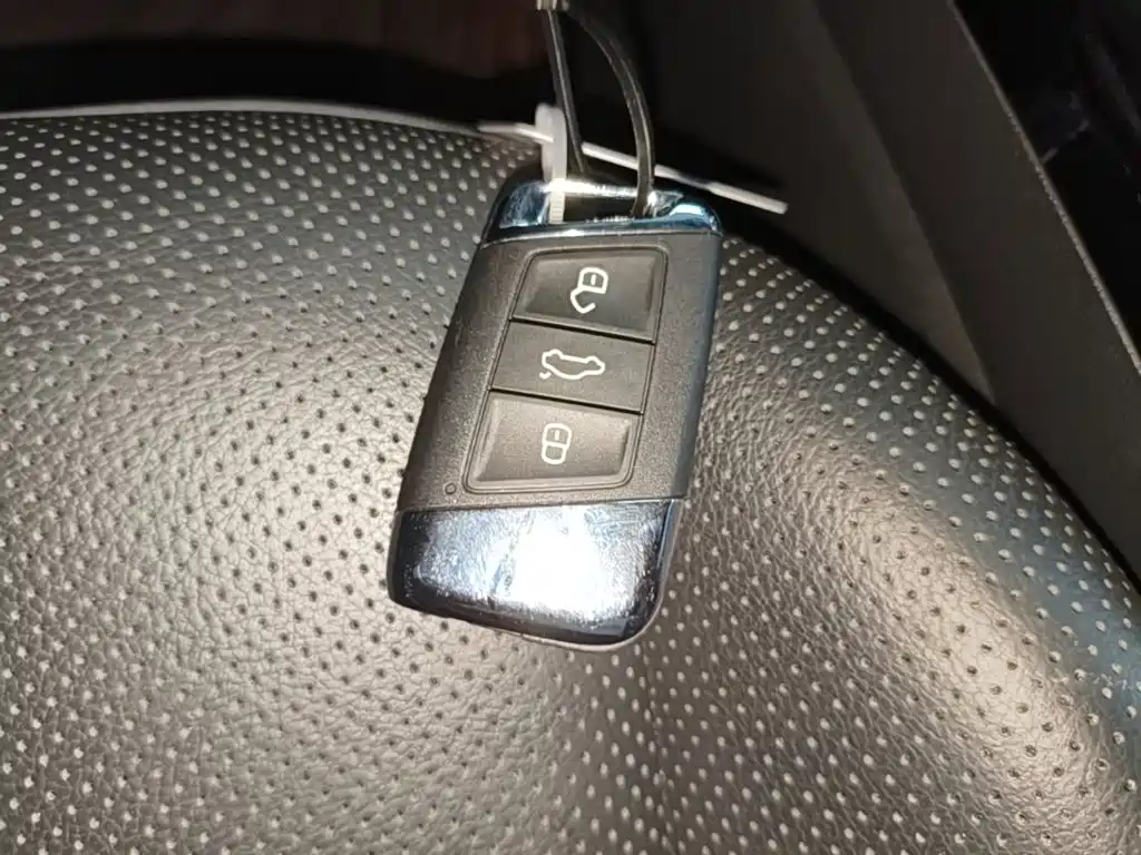 Volkswagen Passat — фото 9