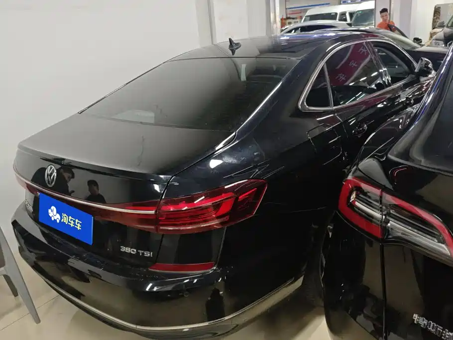 Volkswagen Passat — фото 3