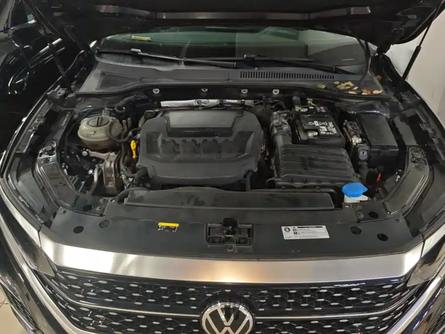 Volkswagen Passat — фото 10