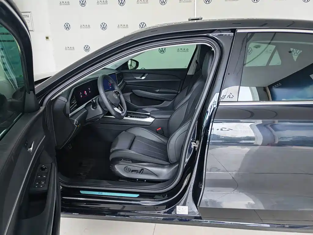 Volkswagen Passat — фото 3