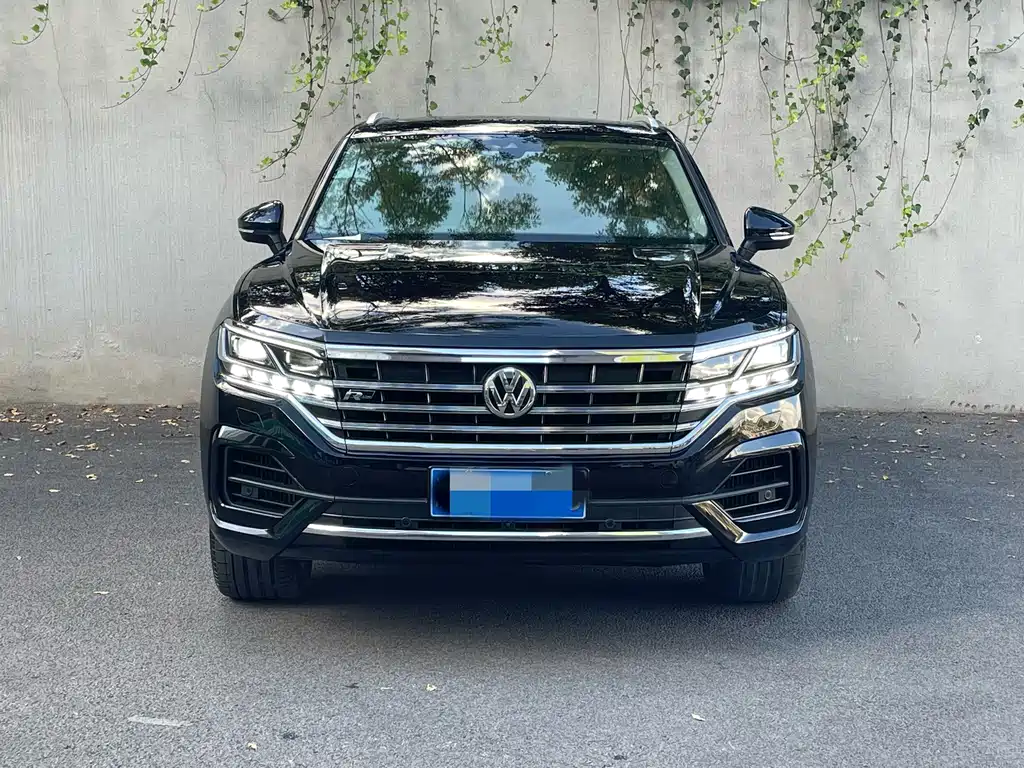 Volkswagen Touareg — фото 2