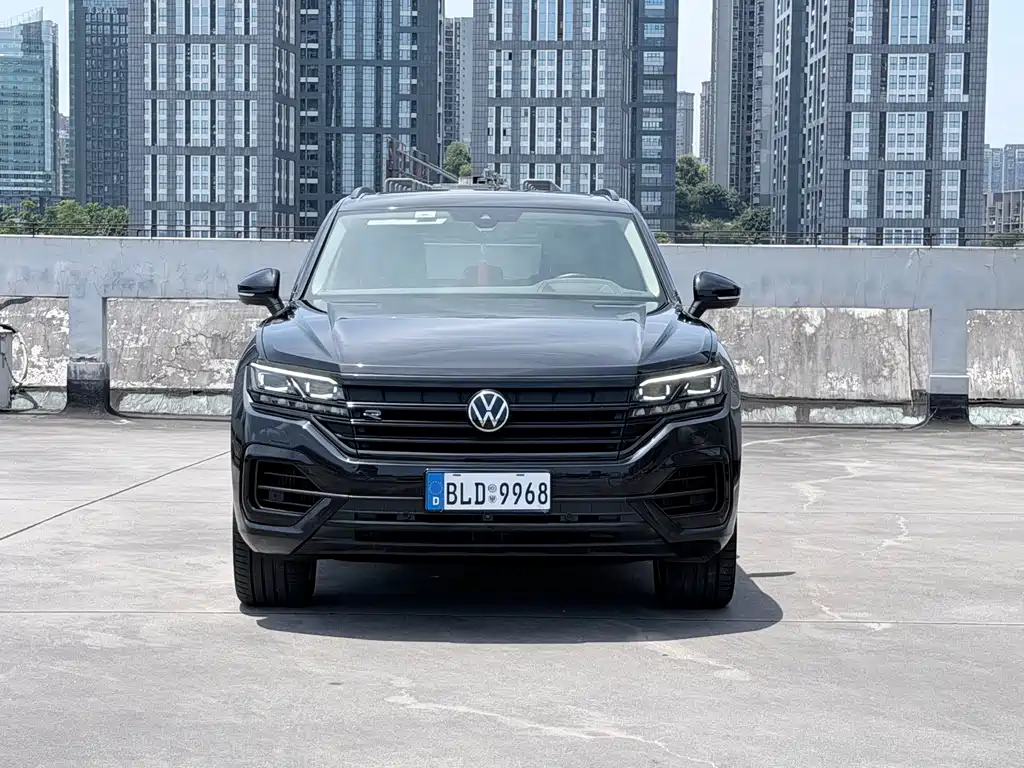 Volkswagen Touareg — фото 2