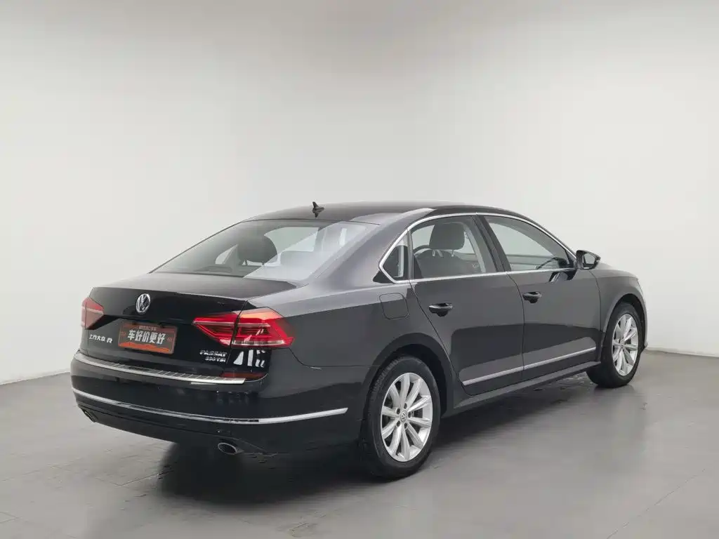 Volkswagen Passat — фото 2