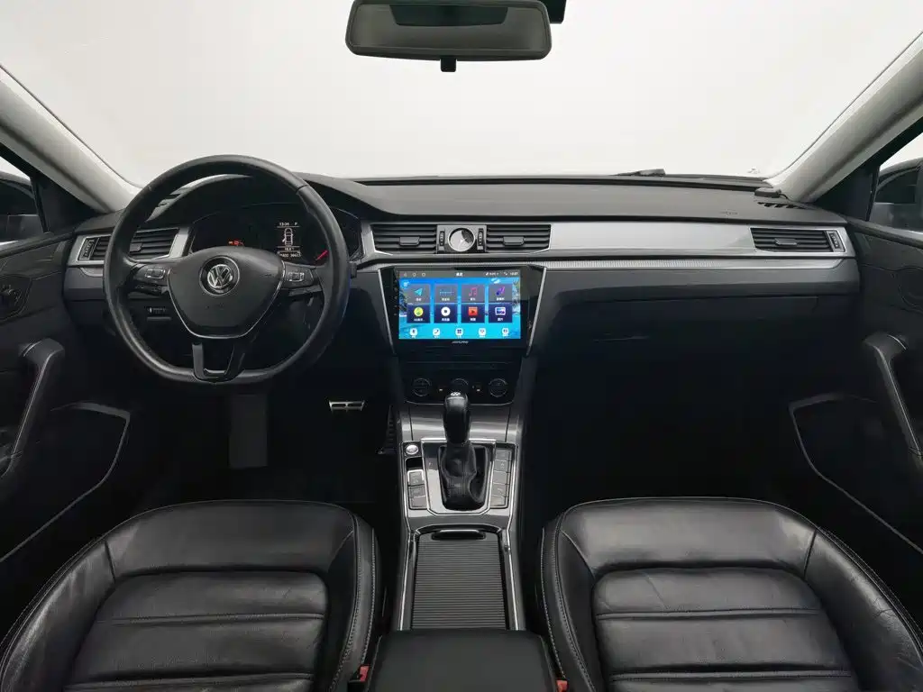 Volkswagen Passat — фото 5