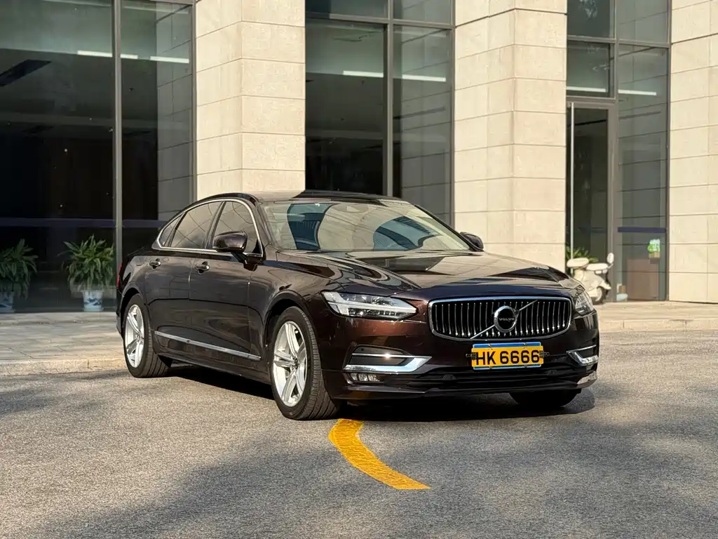 Volvo S90 — фото 3