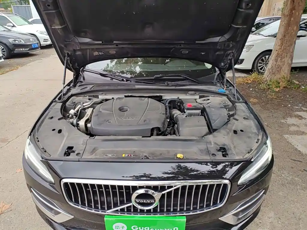 Volvo S90 — фото 20