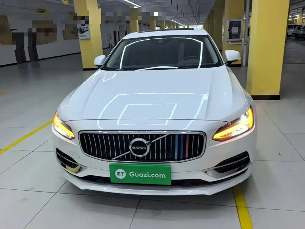 Volvo S90 — фото 3