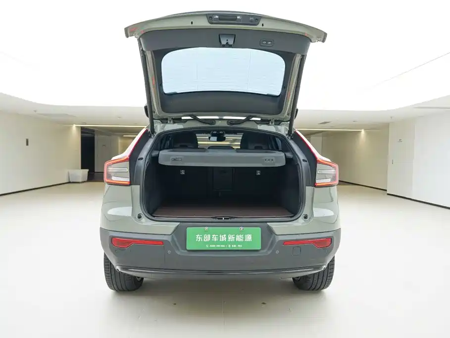 Volvo C40 — фото 6