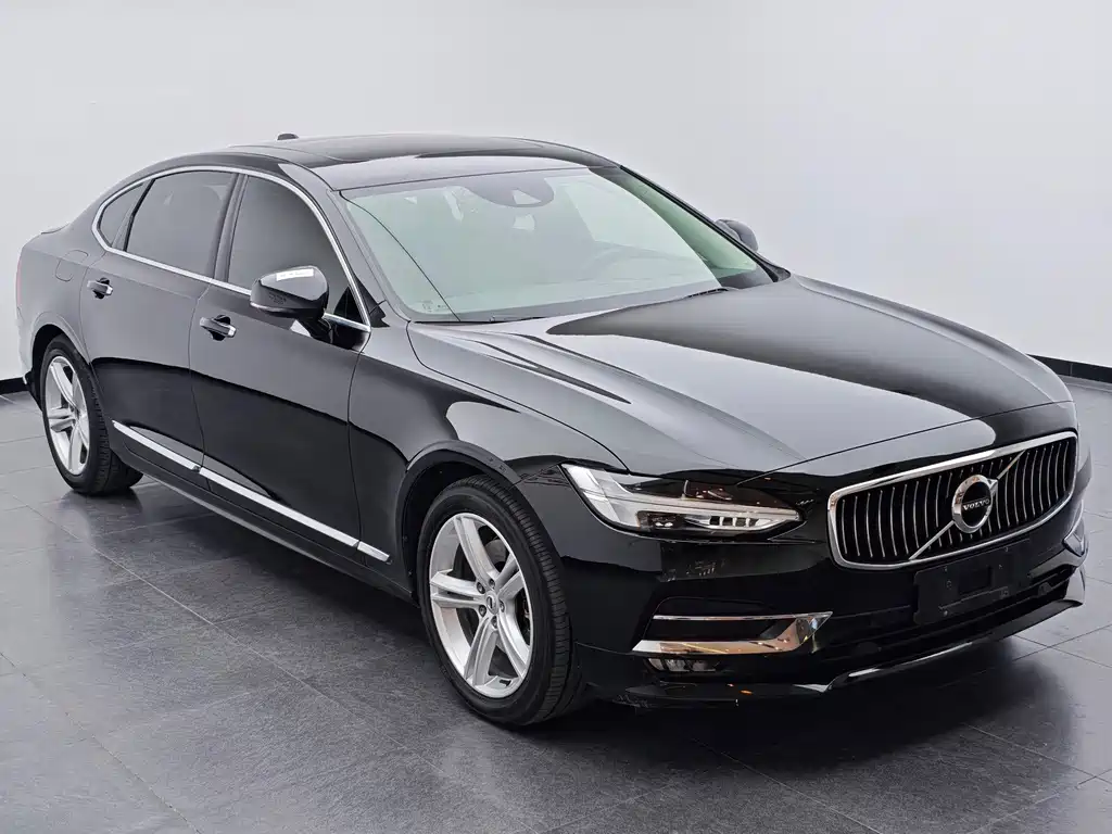 Volvo S90 — фото 3