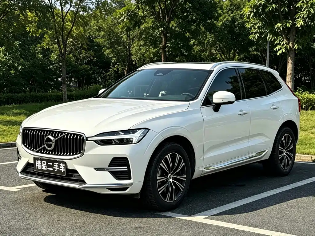 Volvo XC60 — фото 2
