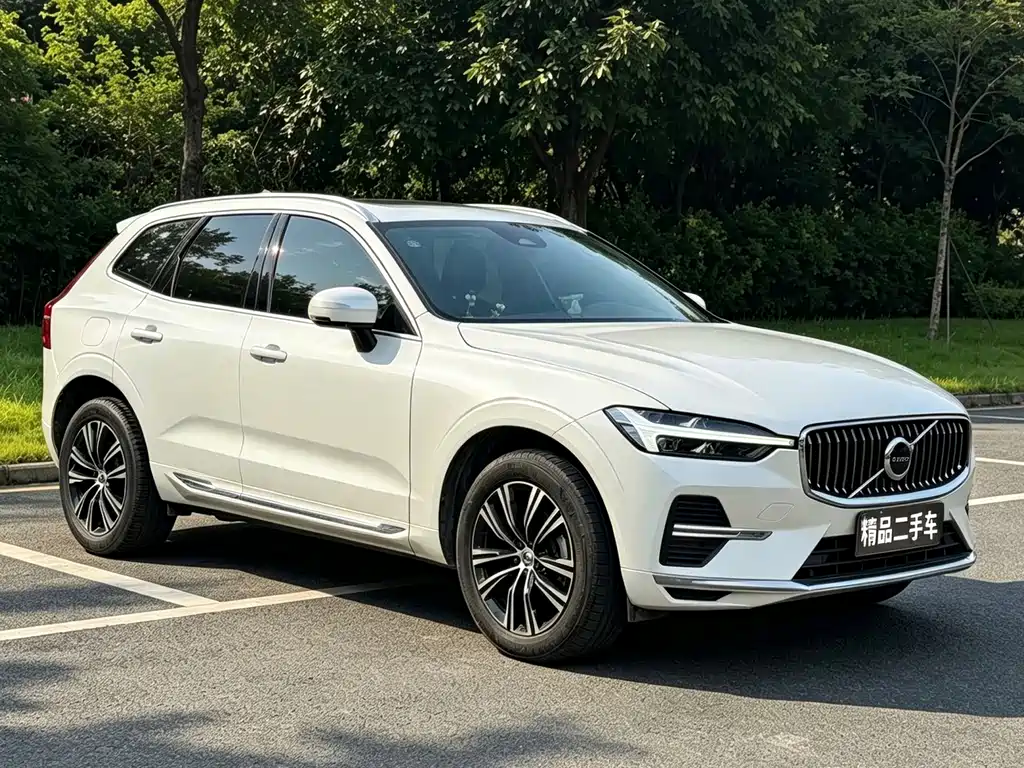 Volvo XC60 — фото 3