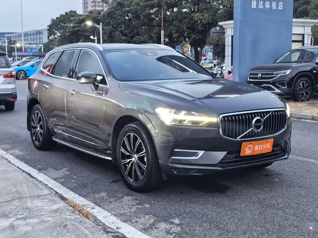 Volvo XC60 — фото 3