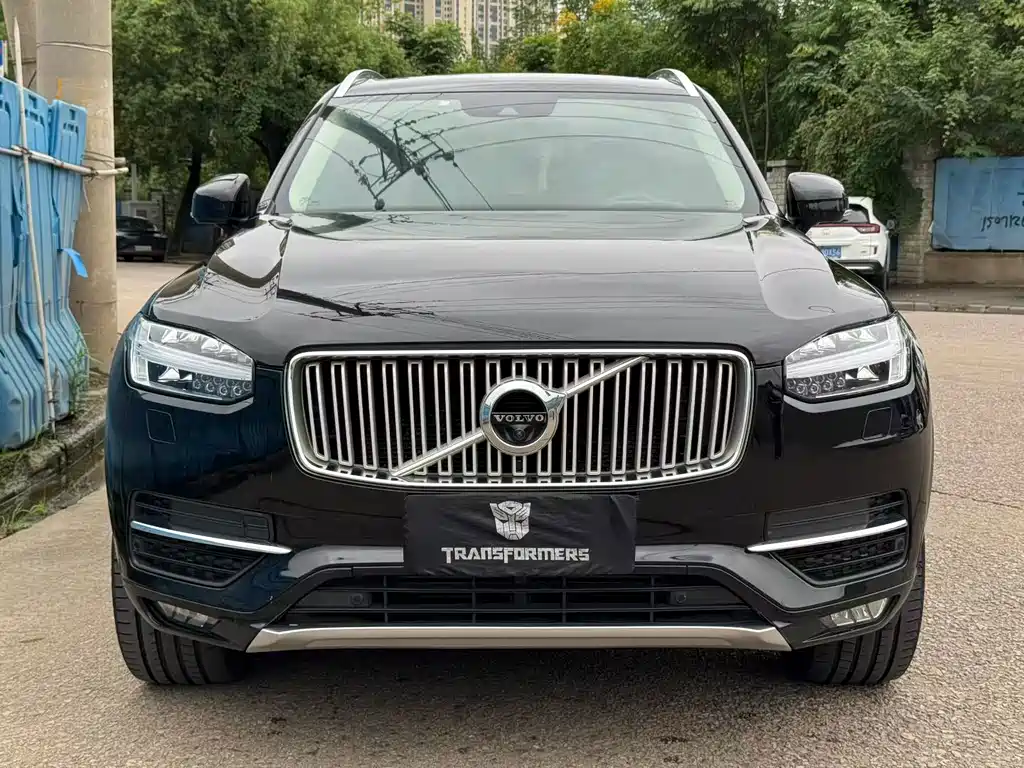 Volvo XC90 — фото 2