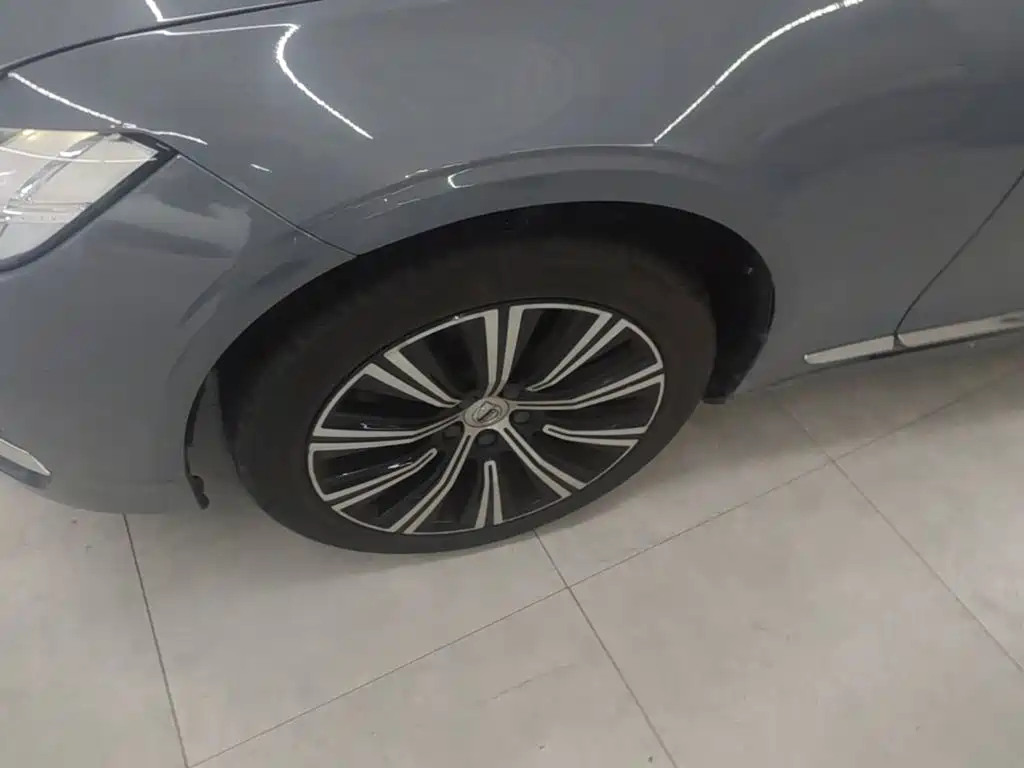 Volvo S90 — фото 23
