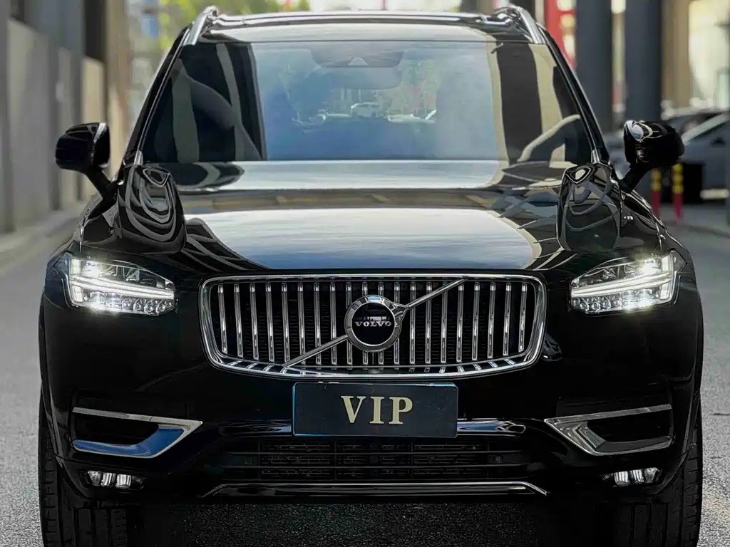 Volvo XC90 — фото 2
