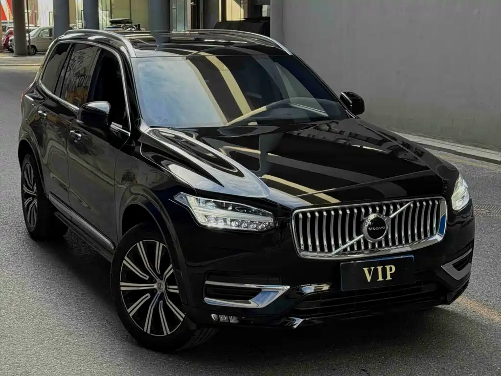 Volvo XC90 — фото 3