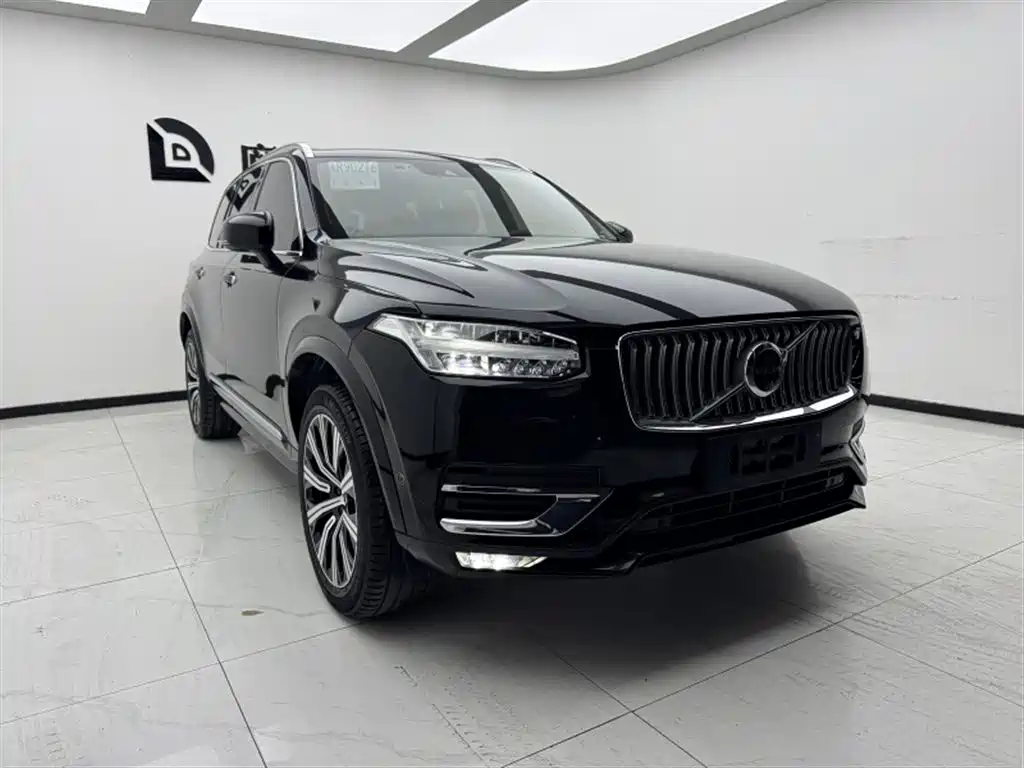 Volvo XC90 — фото 3