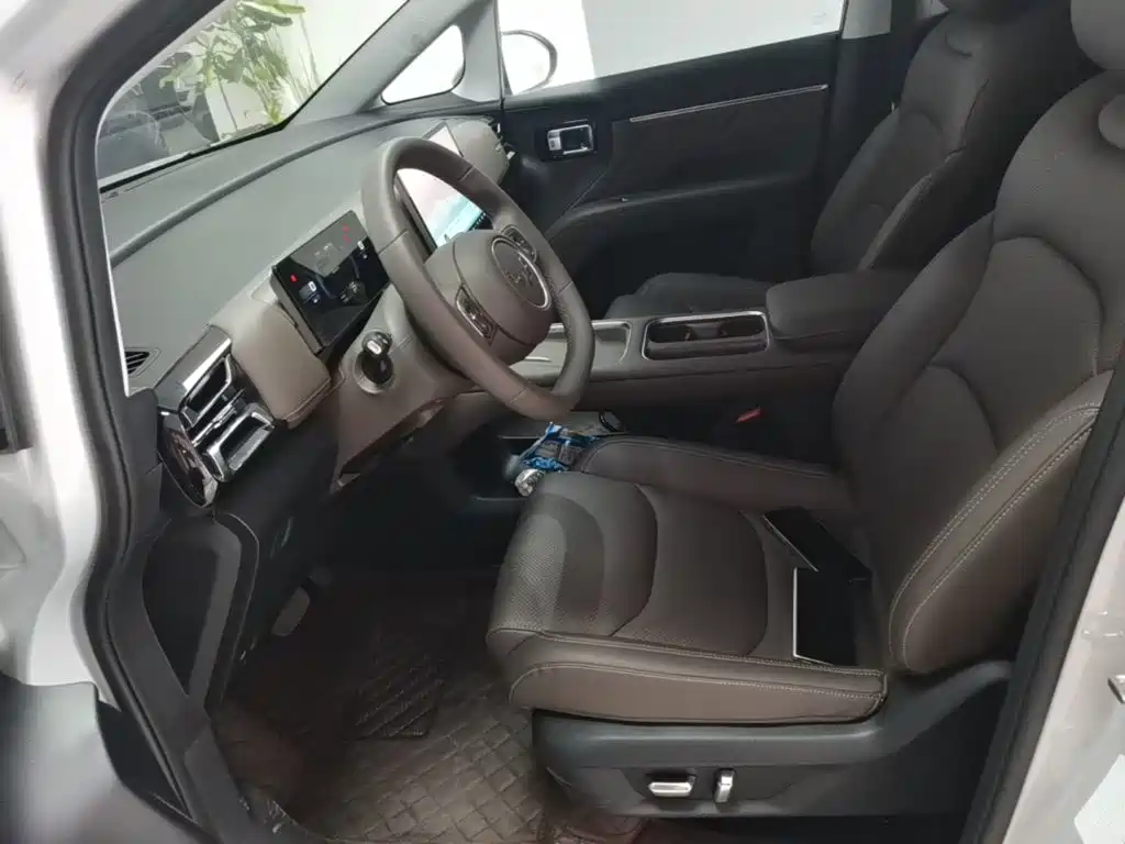 Wuling Xingguang 730 New Energy — фото 15