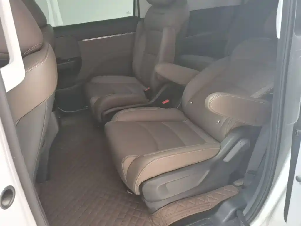 Wuling Xingguang 730 New Energy — фото 17