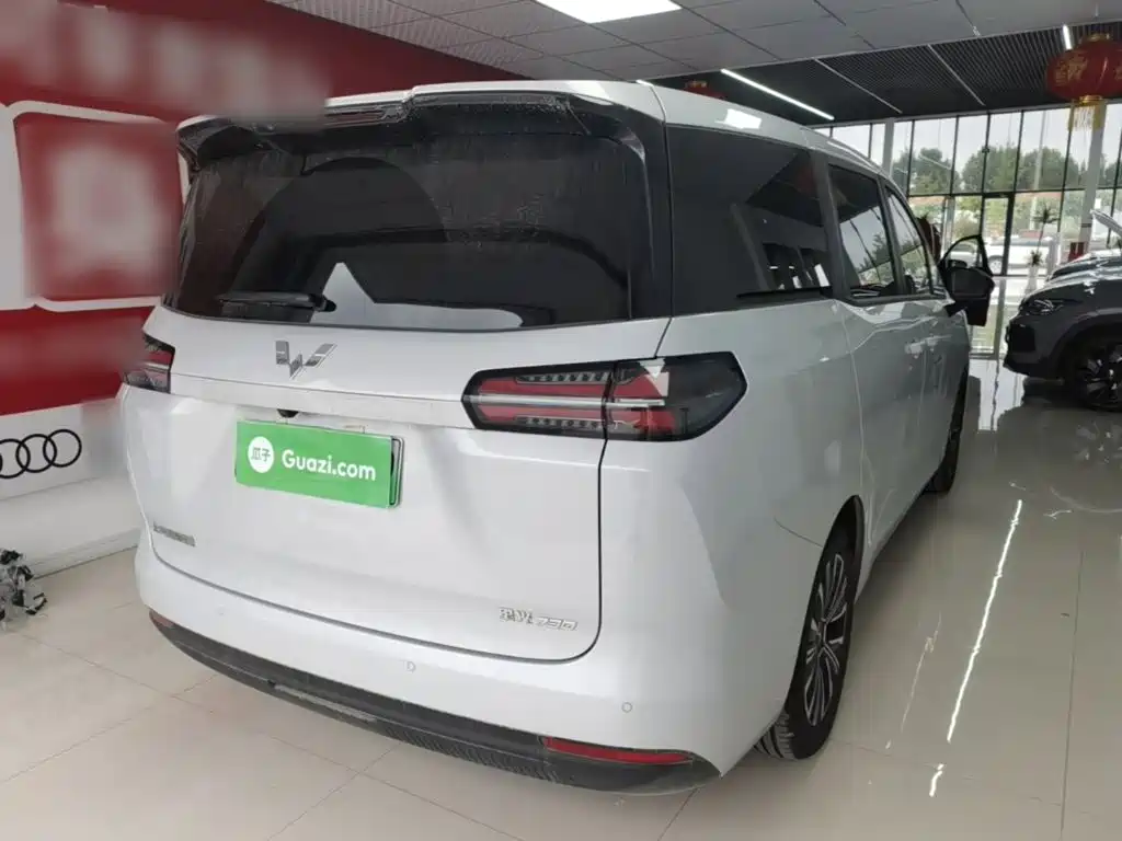 Wuling Xingguang 730 New Energy — фото 7