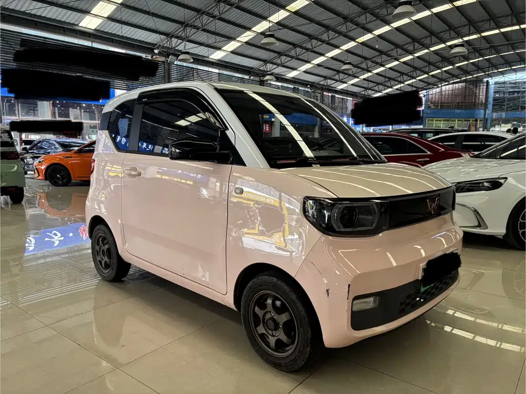 Wuling MINIEV — фото 3