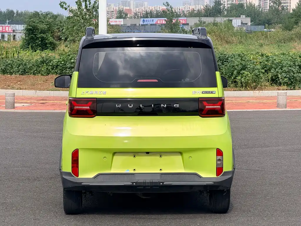 Wuling MINIEV — фото 8