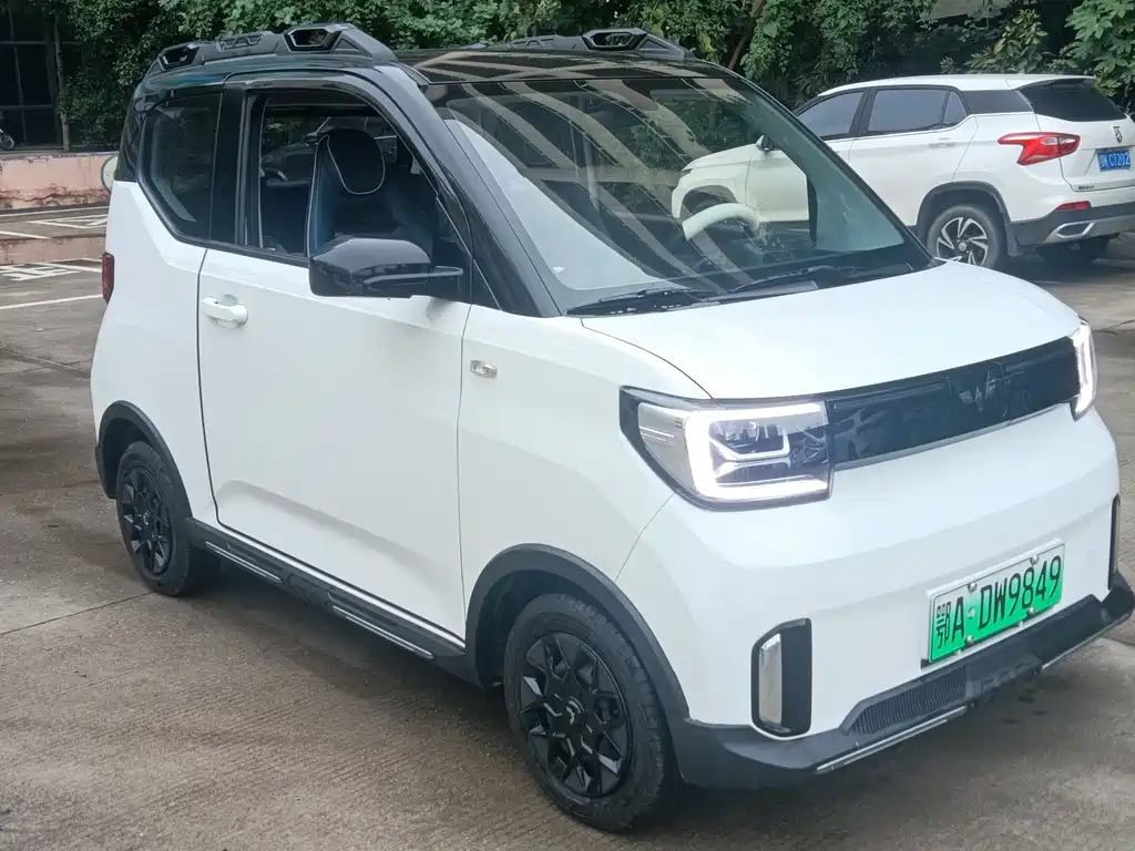 Wuling MINIEV — фото 3