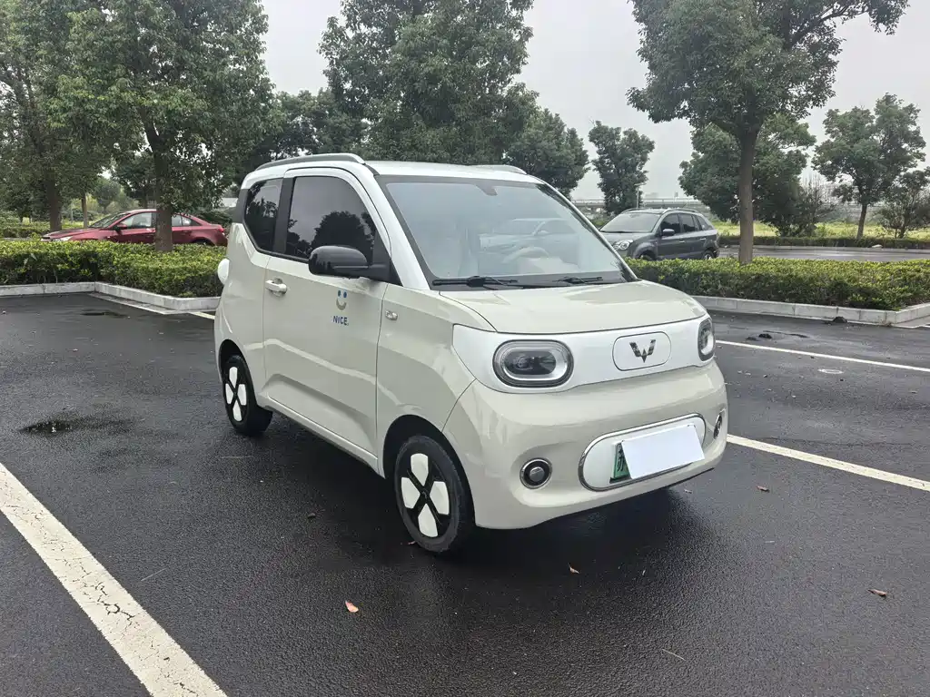 Wuling MINIEV — фото 3