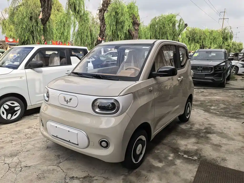 Wuling MINIEV — фото 2