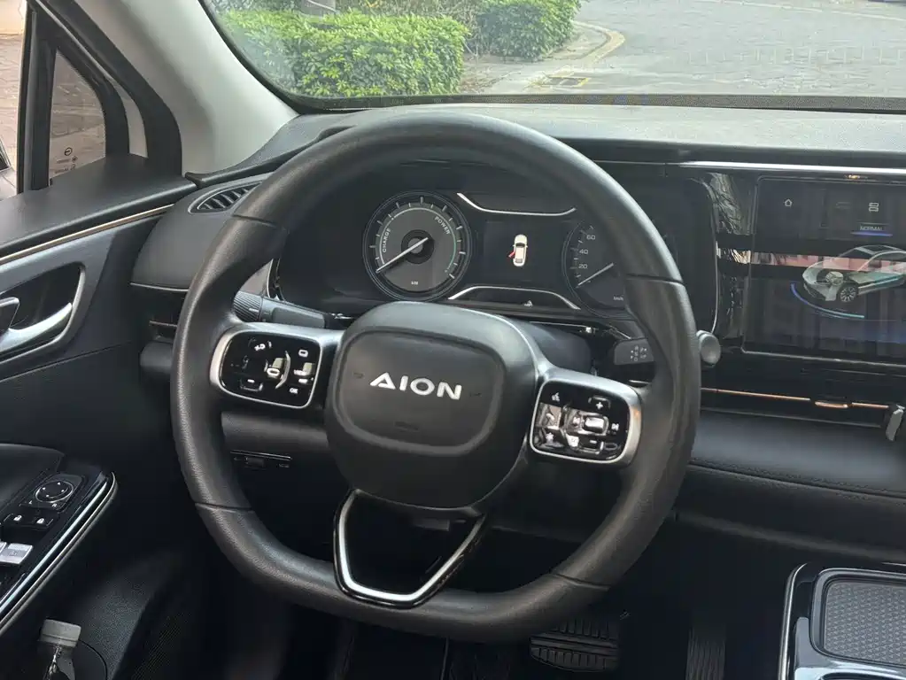 Aion AION S Plus — фото 7