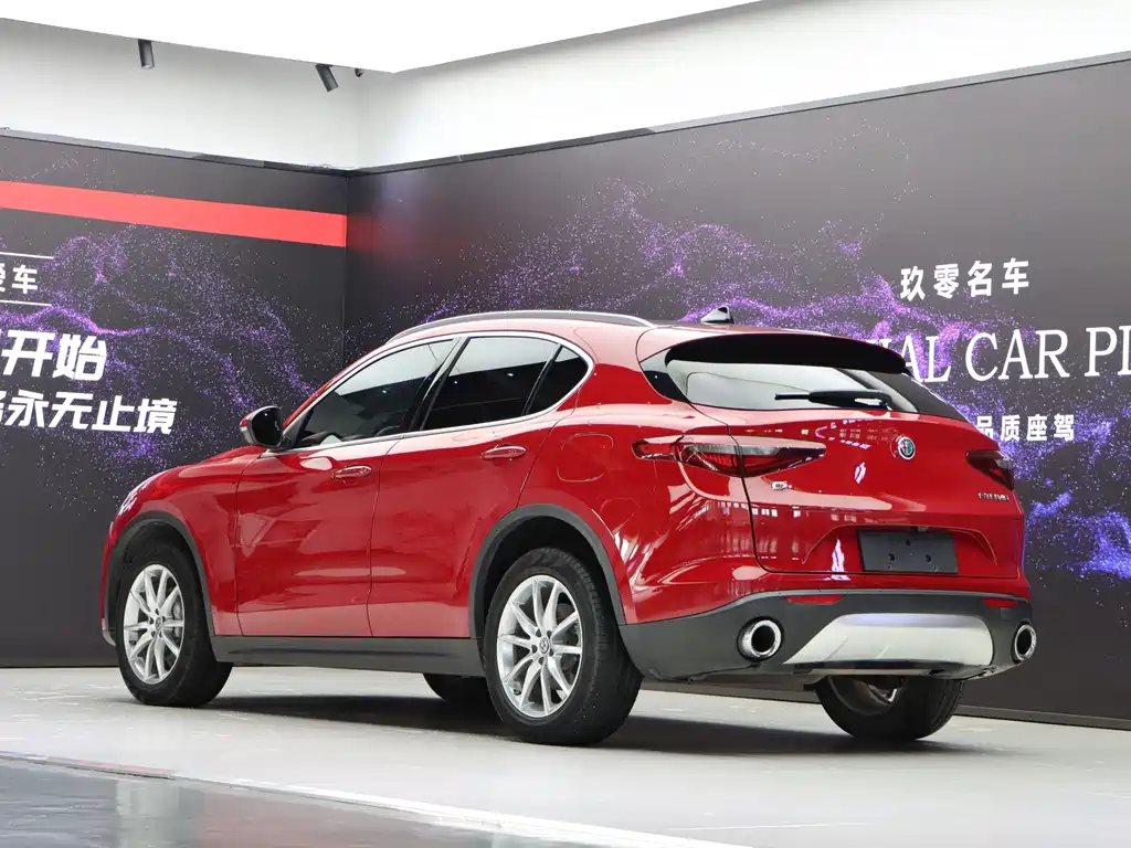 Alfa Romeo Stelvio — фото 3