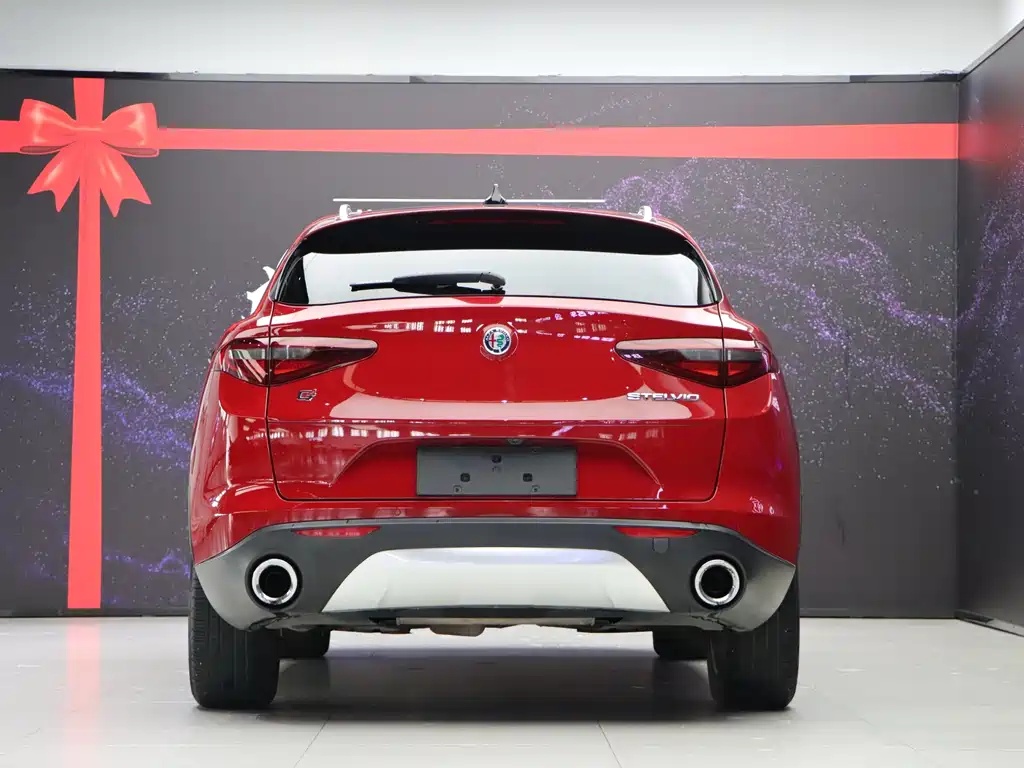 Alfa Romeo Stelvio — фото 4