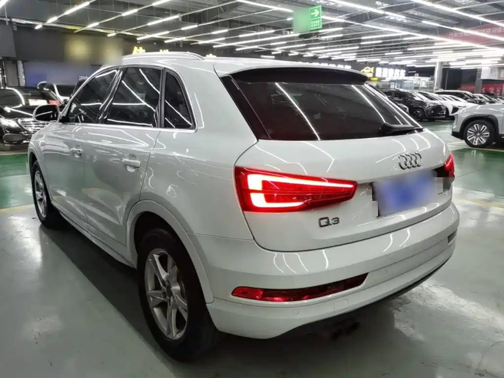 Audi Q3 — фото 5
