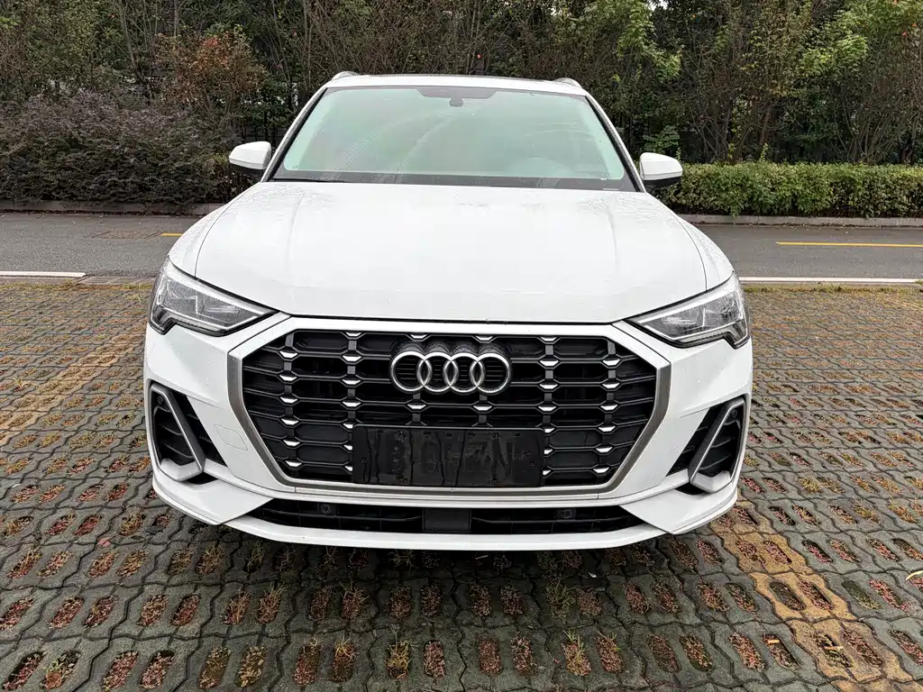 Audi Q3 — фото 3
