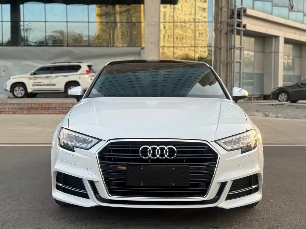 Audi A3 — фото 2