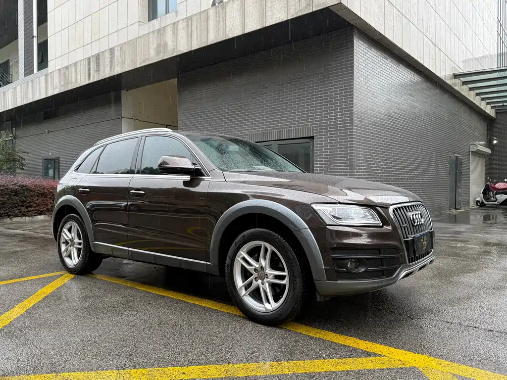 Audi Q5 — фото 3