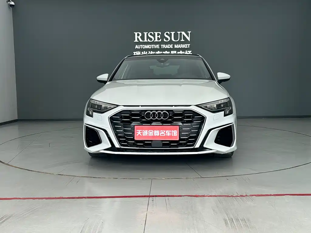 Audi A3 — фото 2