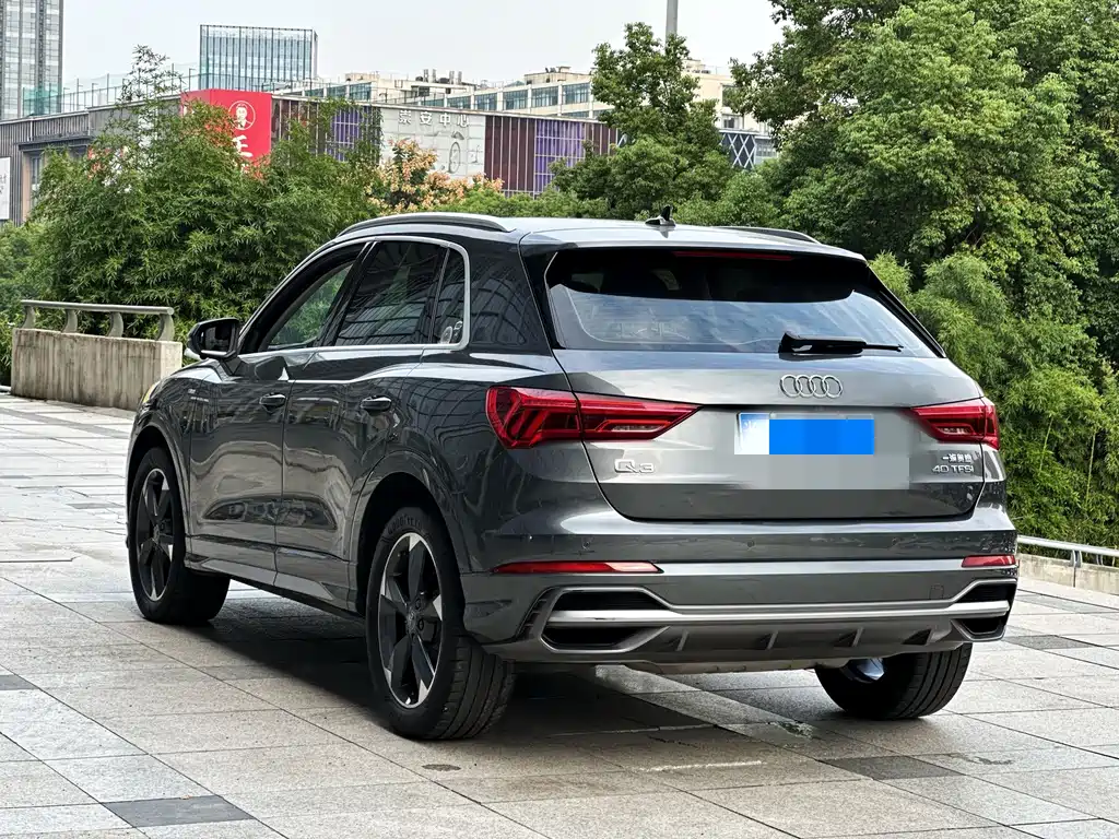 Audi Q3 — фото 6