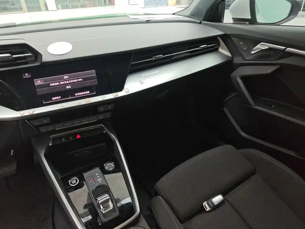 Audi A3 — фото 13