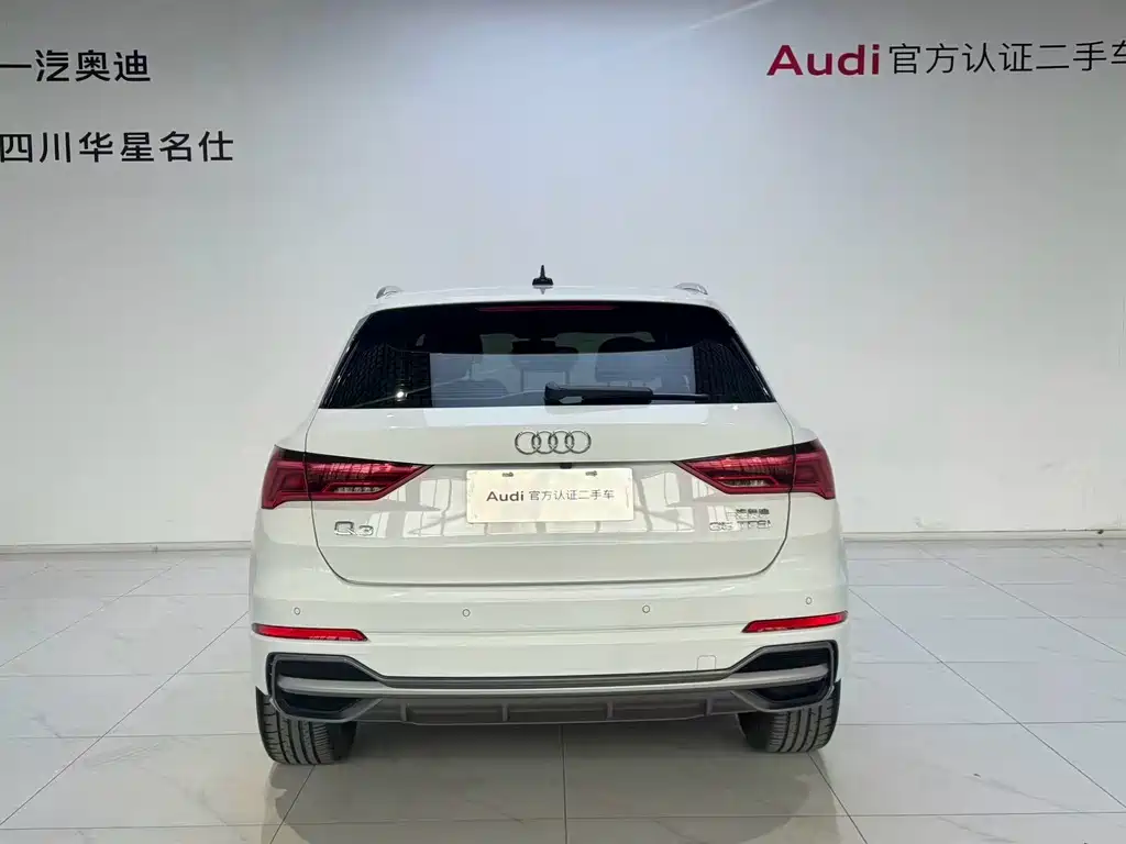 Audi Q3 — фото 4