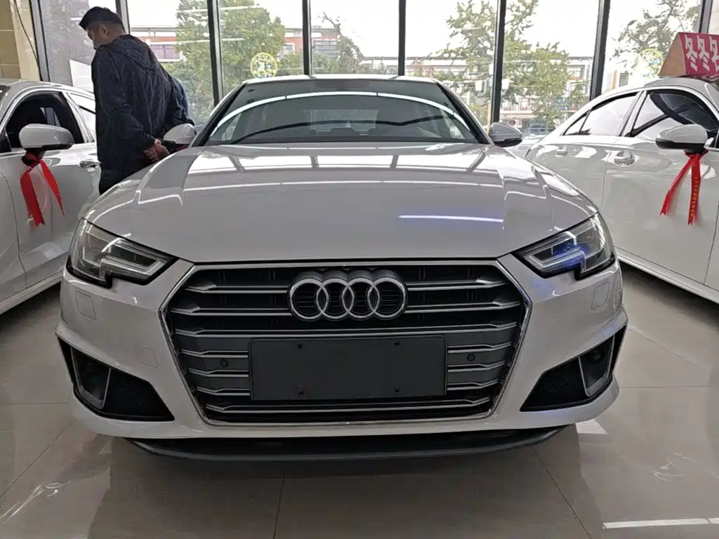Audi A4L — фото 3