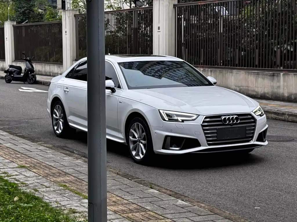 Audi A4L — фото 3
