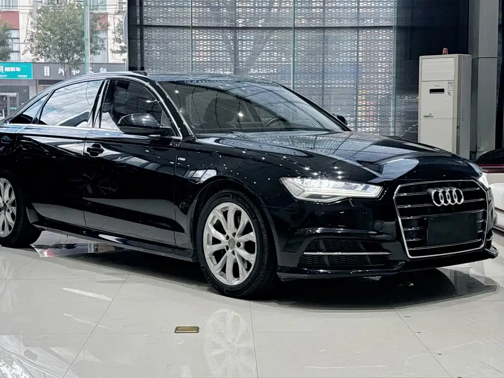 Audi A6L — фото 2