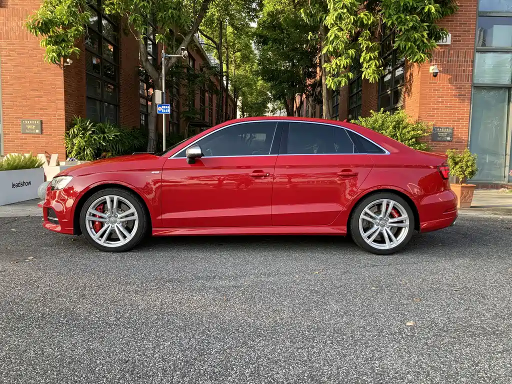 Audi S3 — фото 5