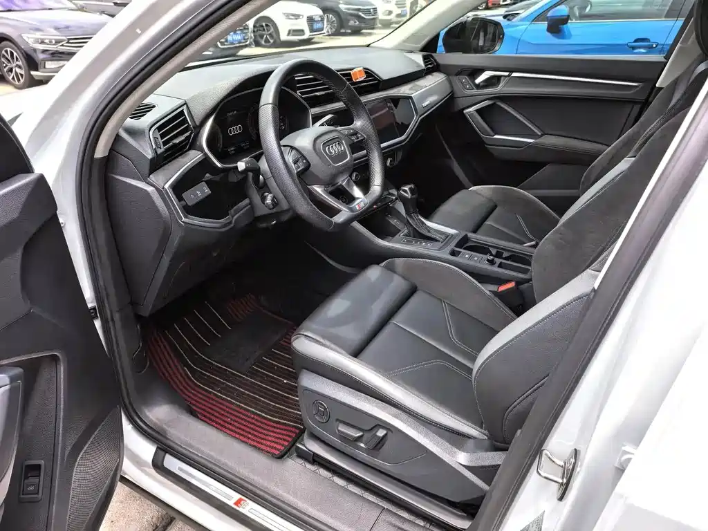 Audi Q3 Sportback — фото 6