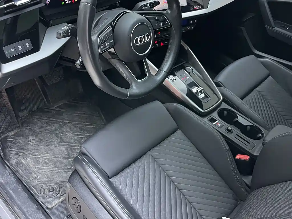 Audi A3 — фото 17