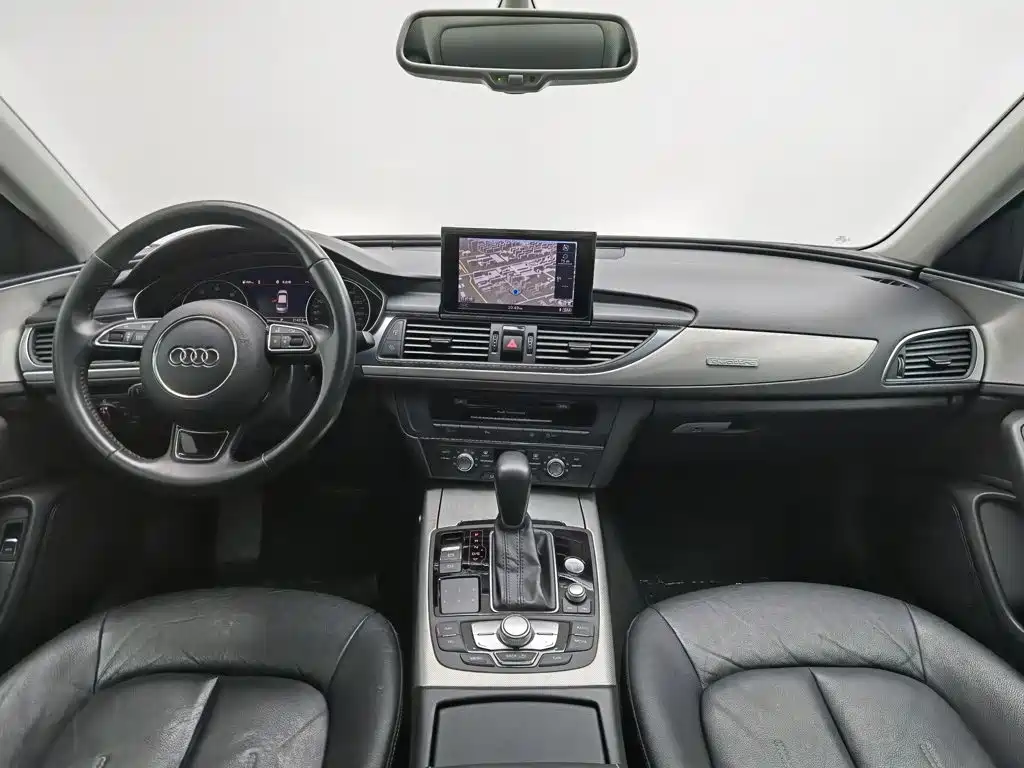 Audi A6L — фото 5