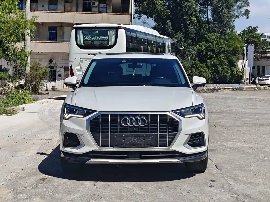 Audi Q3 — фото 2